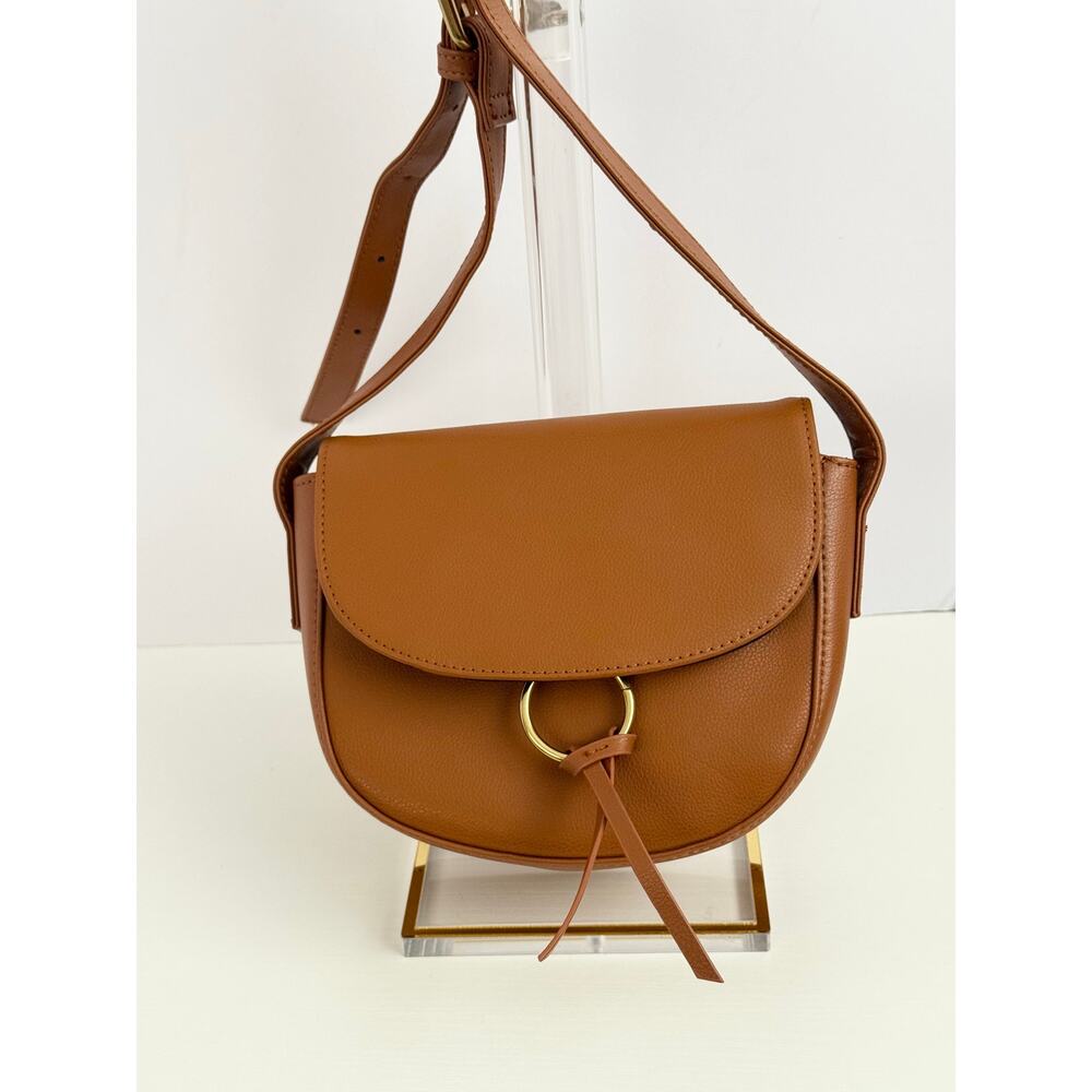 JJ Winters Ivy Crossbody Bag Cognac Leather Saddle Gold Ring - Picture 3 of 12